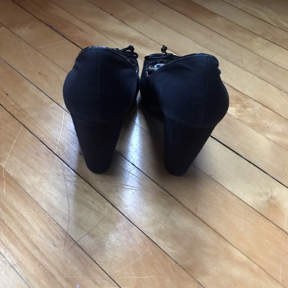 Coach ‘Corey’ Black Peep Toe Heels Size 6 - Picture 3 of 6